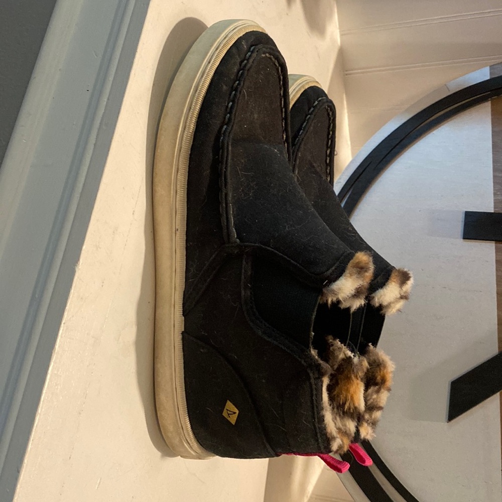 Sperry boots size 6